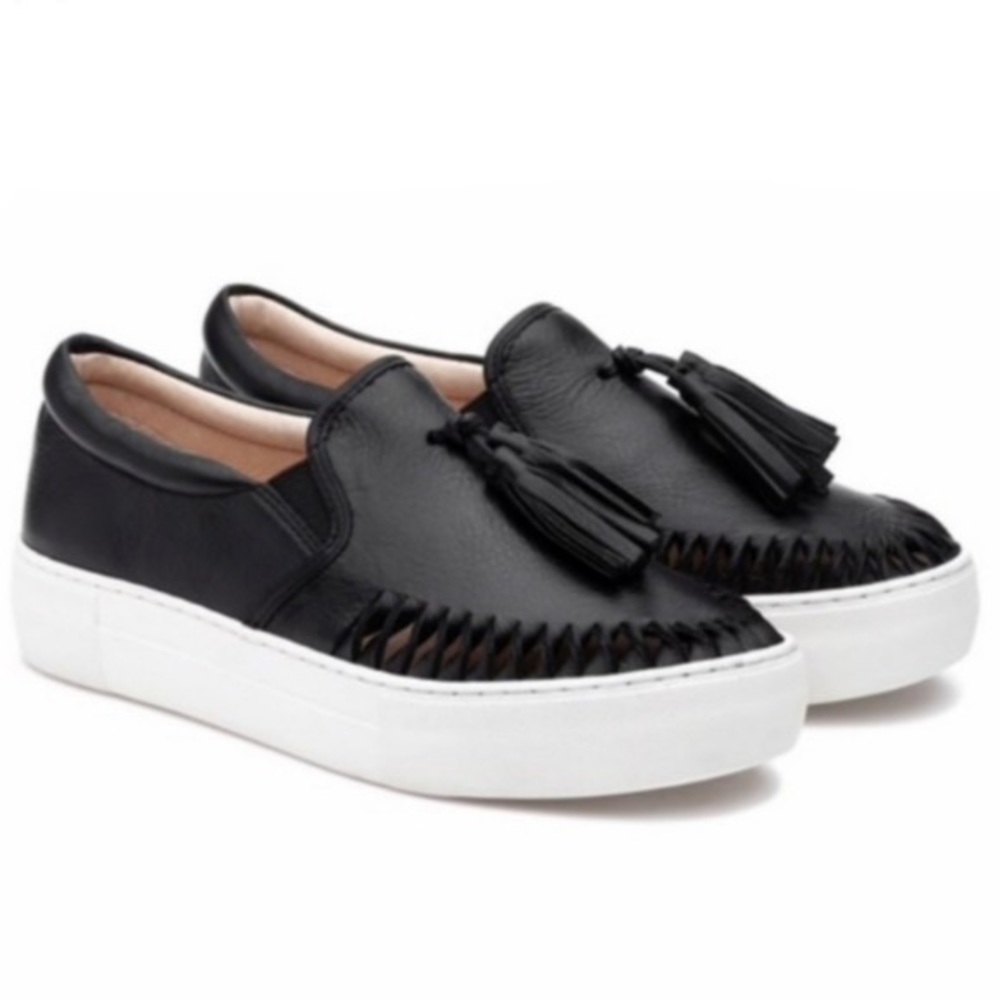 Vince Camuto slide on tassel sneakers